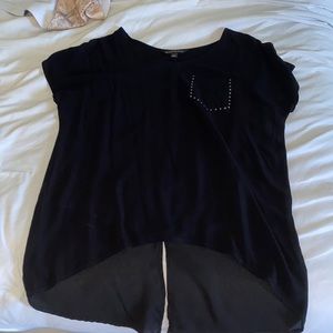 Black lightweight top